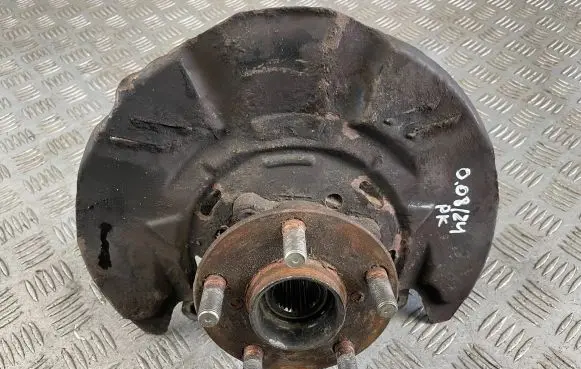 Subaru Outback Front wheel hub