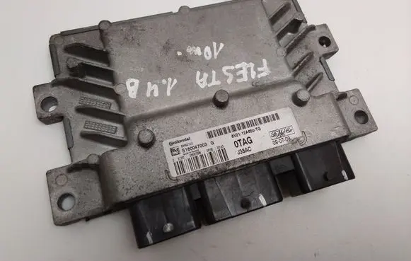 Ford Fiesta Engine control unit/module 8V2112A650TG 0TAG