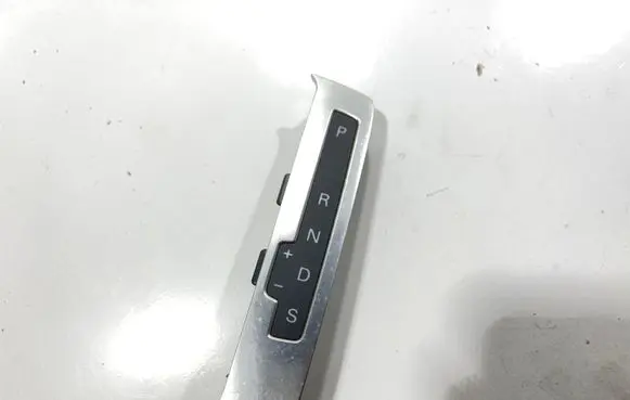 Audi Q7 4L Gear shift selector indicator 4L2713463A