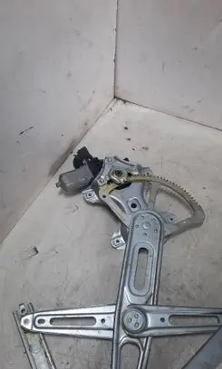 Toyota Auris 150 Front door electric window regulator 857100D100