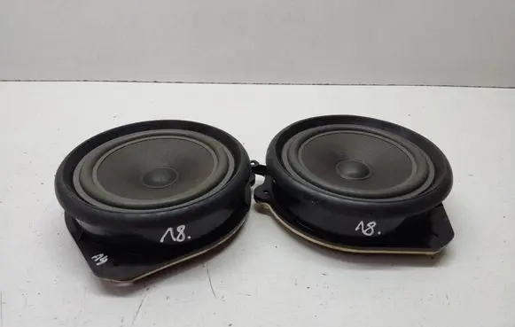 Audi A4 S4 B6 8E 8H Front door speaker 8E0035411 3214125