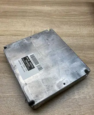 Toyota Prius (XW20) Engine control unit/module ECU 8966147101 2751002900