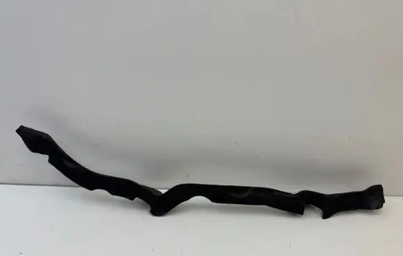 BMW M6 Fender foam support/seal 91661345148