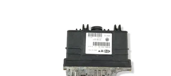 Volkswagen Polo III 6N 6N2 6NF Engine control unit/module 032906030P 6160035502