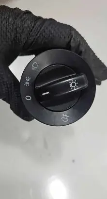 Volkswagen Golf V Light switch 1K0941431P