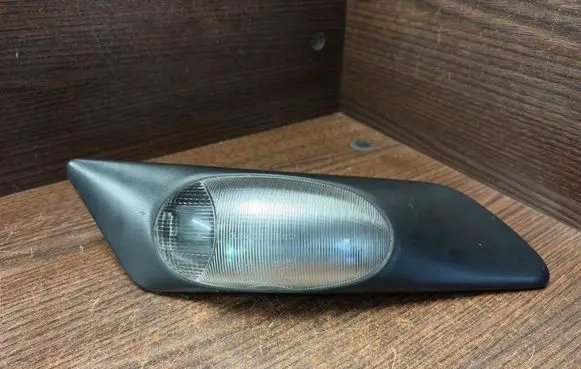 Iveco Daily 3rd gen Front fender indicator light 500322577 504104561
