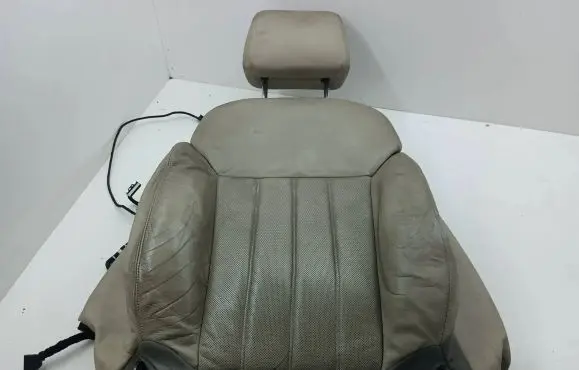 Bentley Flying Spur Front driver seat 3D0963575