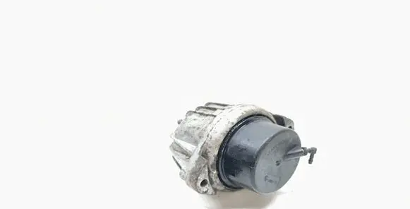 BMW 3 E90 E91 Engine mount bracket
