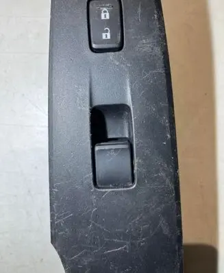 Mazda 6 Electric window control switch GJR9684L1 GJR94281E