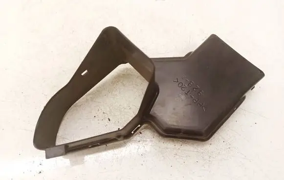 Toyota Avensis T250 Cabin air duct channel 8282