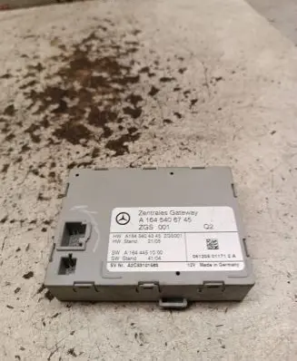 Mercedes-Benz R W251 Gateway control module A1645406745 A1645404345 A1644451000