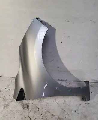 Renault Clio IV Fender 631007609R