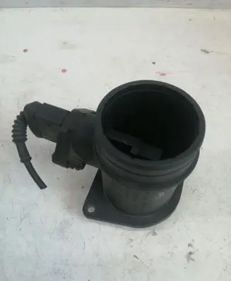 Audi A4 S4 B5 8D Mass air flow meter 0281002216