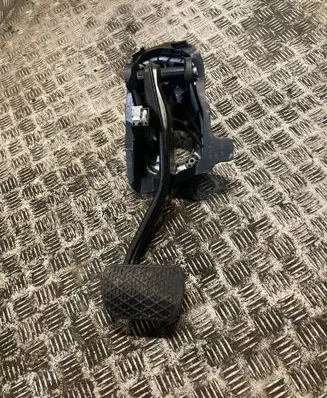 Mercedes-Benz E W213 Brake pedal 2222940001 A2222940001