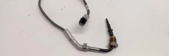 Volkswagen Tiguan Exhaust gas temperature sensor 05L906088CA