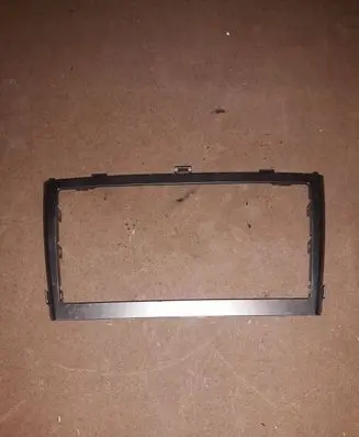 Toyota Avensis T270 Radio/GPS head unit trim 5540505240