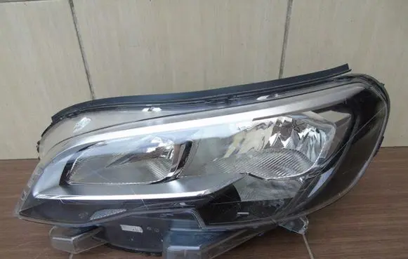 Peugeot Expert Headlight/headlamp