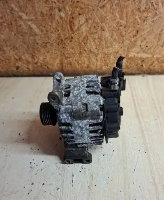 Mercedes-Benz A W169 Generator/alternator A2661540802 SG9B079 2542955B