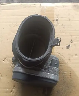 BMW 5 E60 E61 Throttle body valve 13547535308 7535308