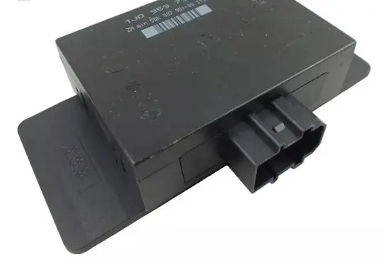 Volkswagen Golf IV Comfort/convenience module 1J0959799H 5DK007951