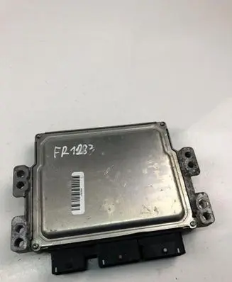 Renault Megane III Engine control unit/module 237100121R