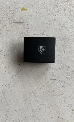 Opel Zafira B Electric window control switch