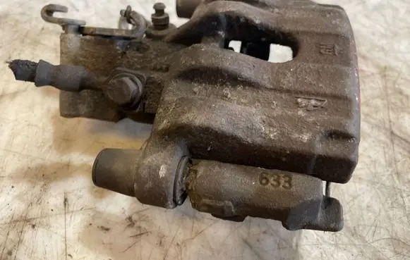 Rear brake caliper
