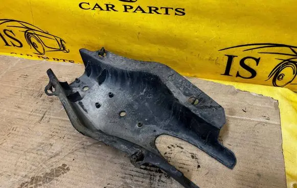 Mercedes-Benz CLS C218 AMG Rear control arm A2123520888