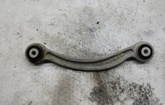 Mercedes-Benz C W205 Rear control arm A20409