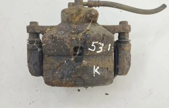 Hyundai i30 Front brake caliper