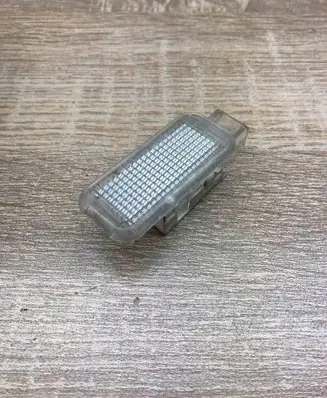 Audi A6 S6 C5 4B Other interior light 8D0947415