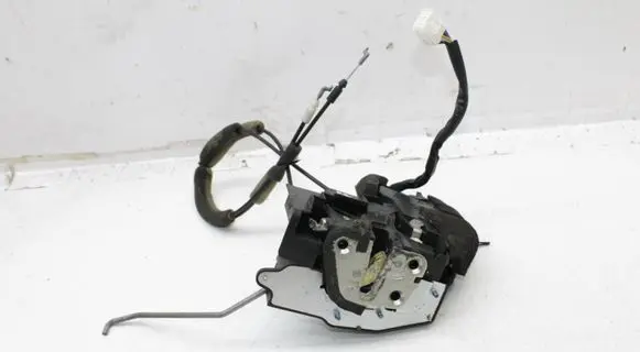 Mazda CX-7 Coupe door lock (next to the handle) 