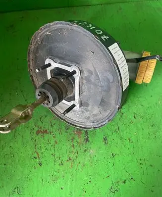 Subaru Legacy Brake booster