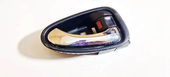 Toyota Avensis T270 Rear door interior handle 6920505051