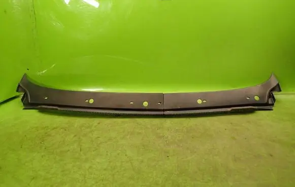 Volvo 440 Wiper trim 464578LH464579RH