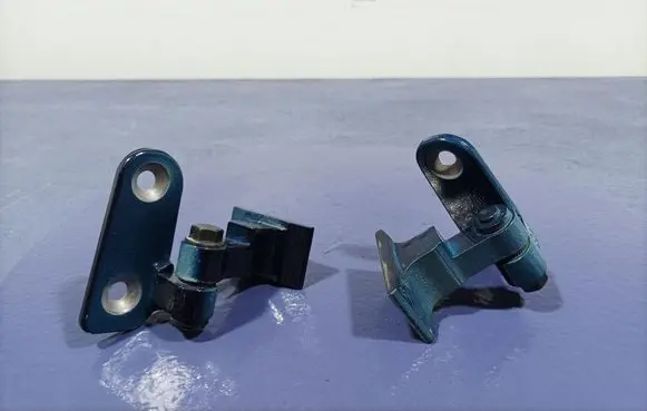 BMW X7 G07 Front door hinge set 7333062