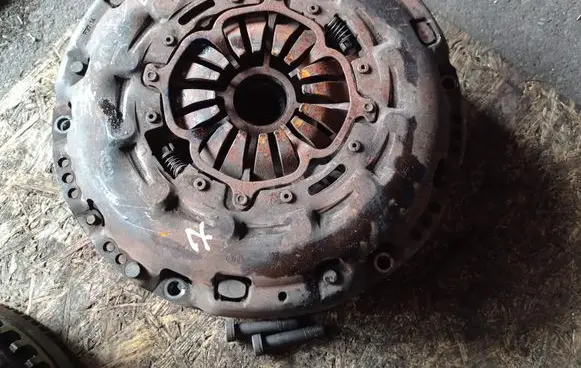 Lexus IS 220D-250-350 Clutch set kit
