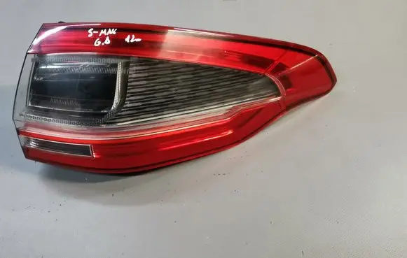 Rear/tail lights