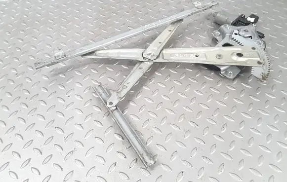 Mitsubishi Lancer X Front door window regulator with motor