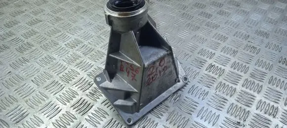 BMW 4 F36 Gran coupe Driveshaft support bearing bracket 8655736