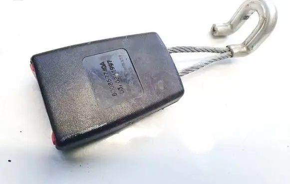 Audi A4 S4 B5 8D Rear seatbelt buckle 8d0857740a