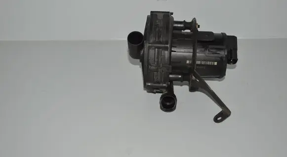 BMW X5 E53 Secondary air pump 1437910 1707589