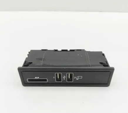 Mercedes-Benz E W213 USB socket connector A2138200400