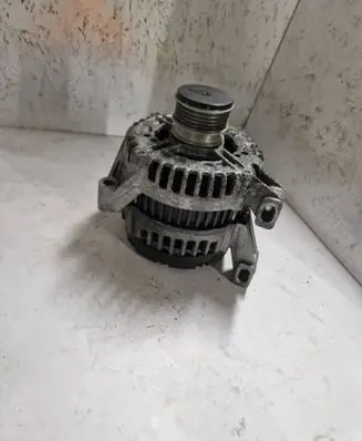 Volvo V70 Generator/alternator 0121715079 30659341