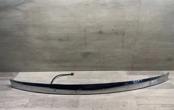 Jaguar XF X250 Tailgate trim 8X2313550AG 8X2313550