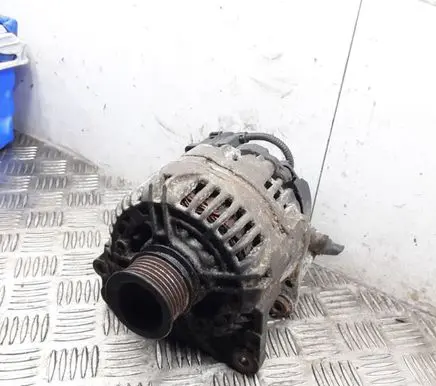 Skoda Octavia Mk2 (1Z) Generator/alternator 036903024J 0124325127