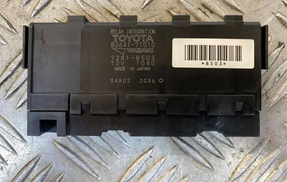 Lexus CT 200H Other relay 8264171010 72818503