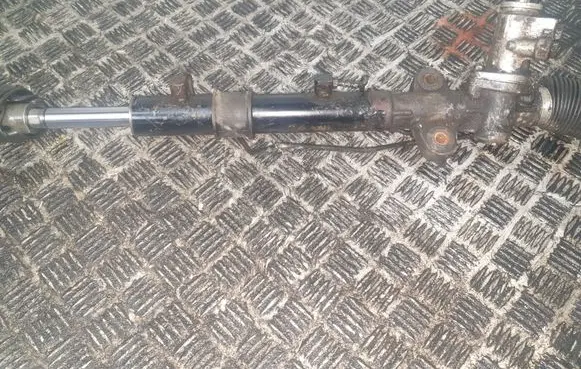 Mitsubishi Galant Steering rack