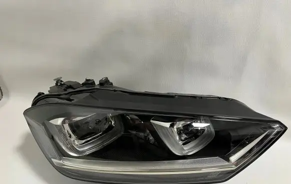 Volkswagen Golf Sportsvan Headlight/headlamp
