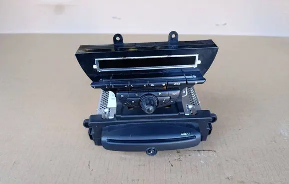 Mini One - Cooper R56 Radio/CD/DVD/GPS head unit 3456589